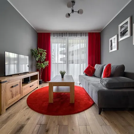 Apartment Park Red By Bookinghost