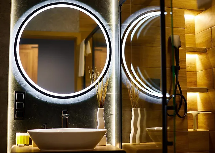 Park Red By Bookinghost * Вроцлав